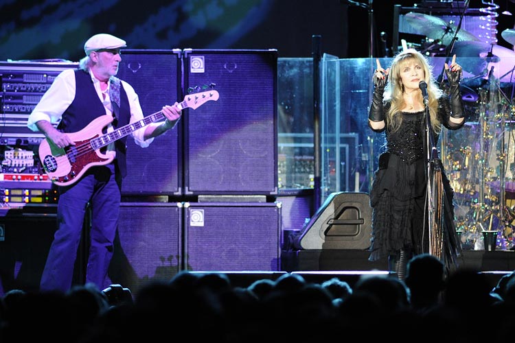 Die Westcoast-Rocker in Oberhausen: Fleetwood Mac live – John McVie und Stevie Nicks