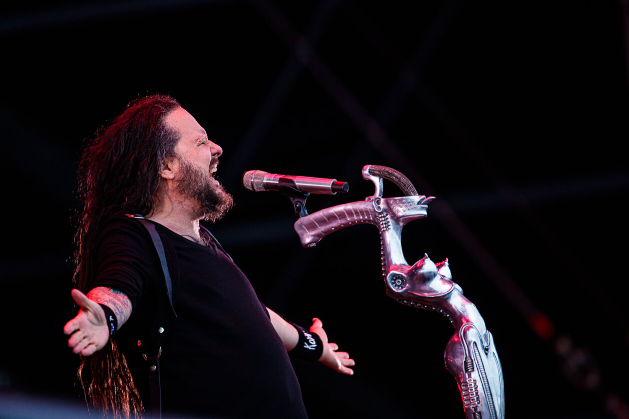 Jonathan Davis und Co als Co-Headliner am dritten Festivaltag. – Korn.