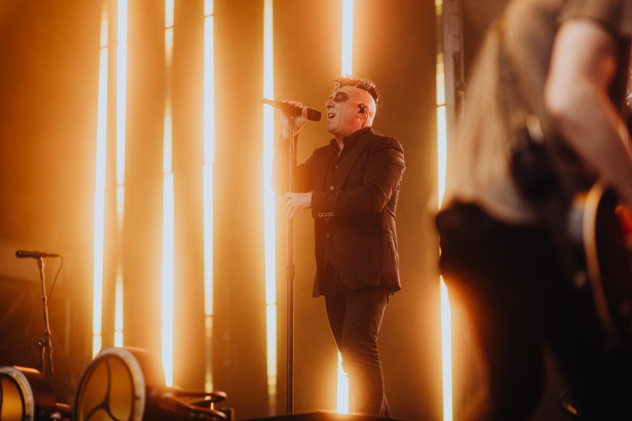 Maynard James Keenan, Billy Howerdel und Co. mit Josh Freese an den Drums. – A Perfect Circle.