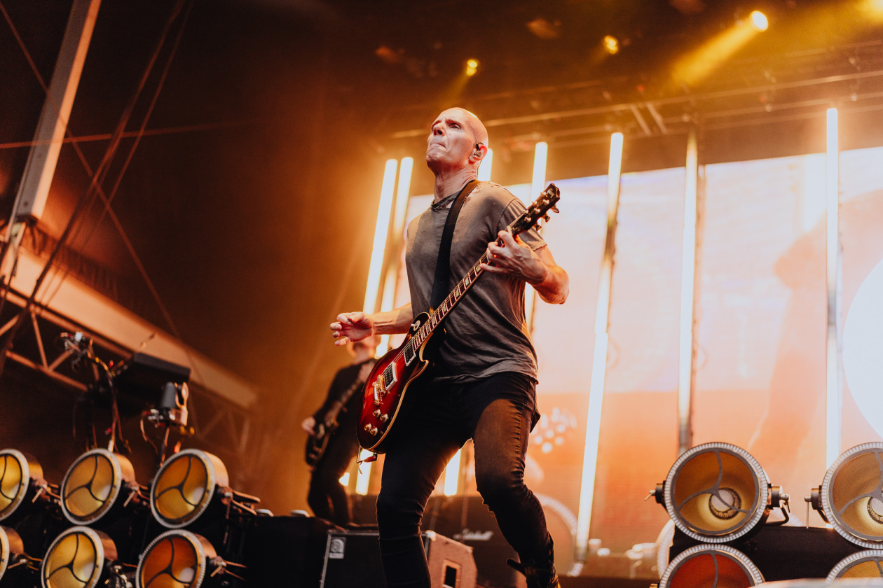 Maynard James Keenan, Billy Howerdel und Co. mit Josh Freese an den Drums. – A Perfect Circle.