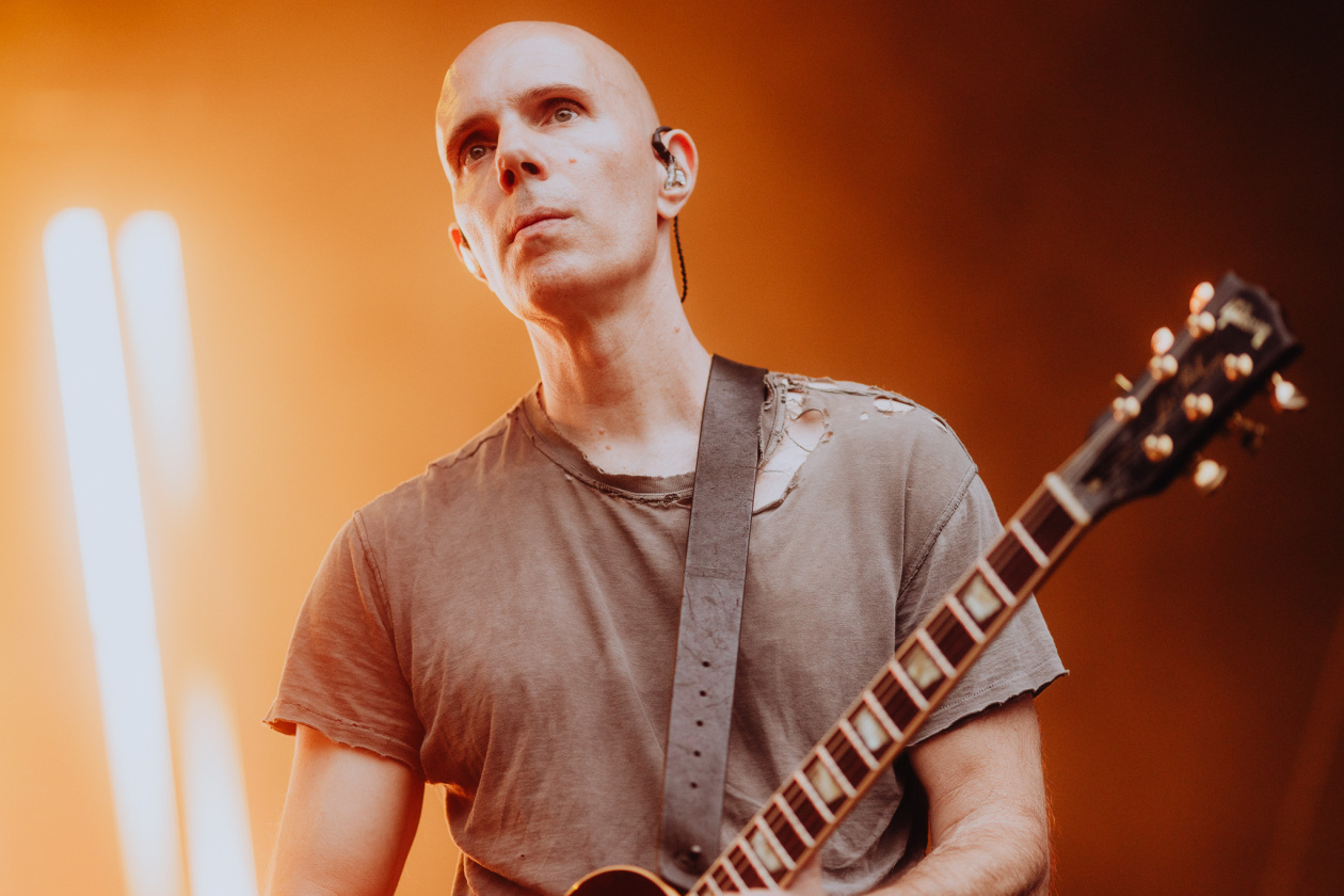 A Perfect Circle – Maynard James Keenan, Billy Howerdel und Co. mit Josh Freese an den Drums. – Billy Howerdel.