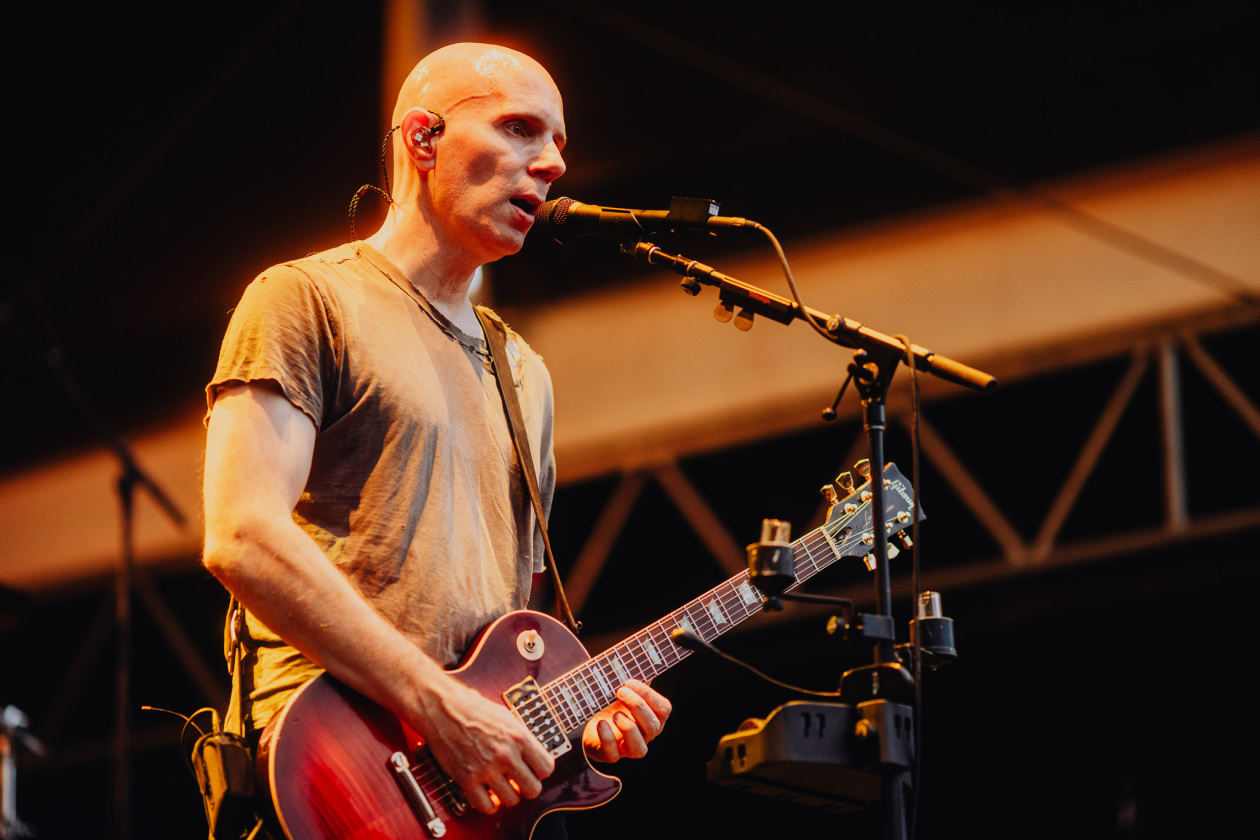 A Perfect Circle – Maynard James Keenan, Billy Howerdel und Co. mit Josh Freese an den Drums. – Billy Howerdel.
