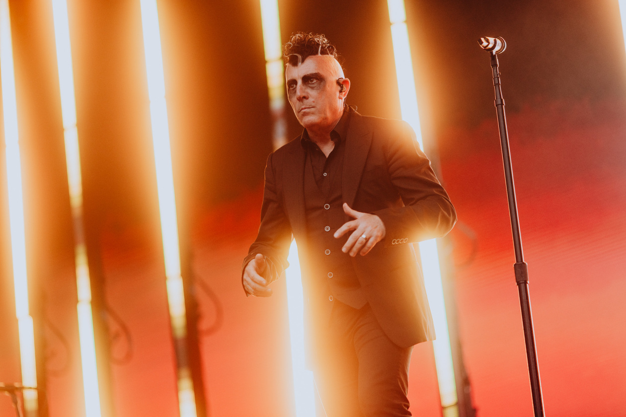 A Perfect Circle – Maynard James Keenan, Billy Howerdel und Co. mit Josh Freese an den Drums. – Maynard James Keenan.