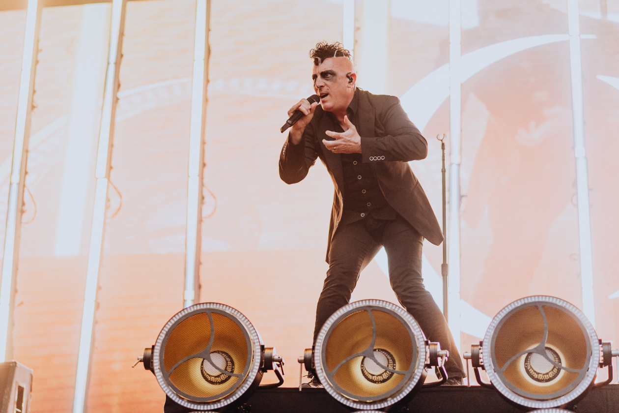A Perfect Circle – Maynard James Keenan, Billy Howerdel und Co. mit Josh Freese an den Drums. – Maynard James Keenan.