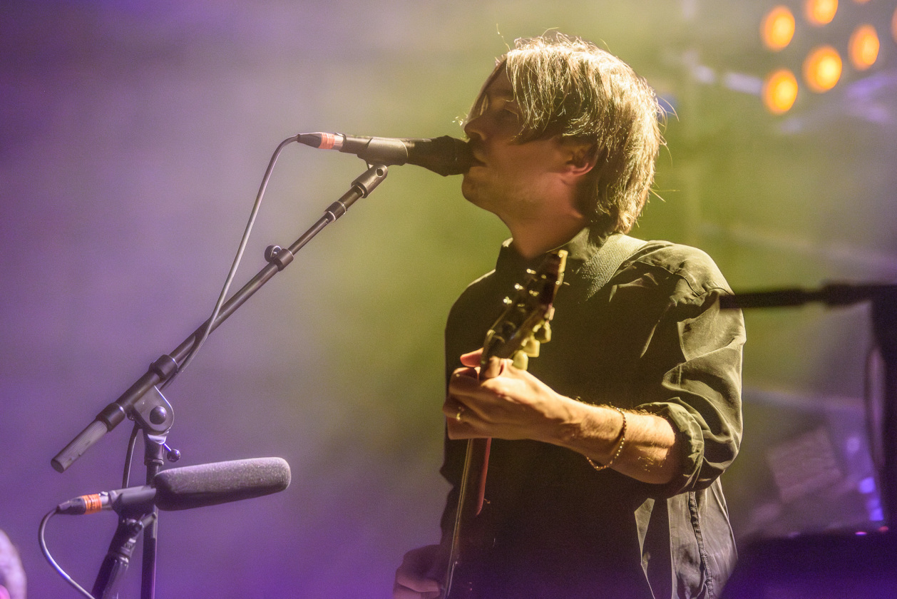 Der amerikanische Indie-Liebling vor ausverkauftem Haus. – Alex G.