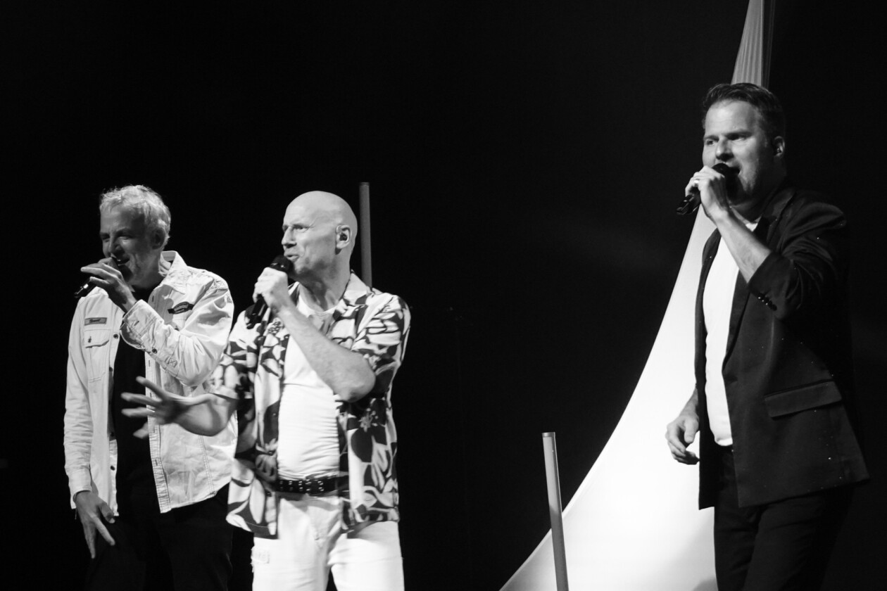 Die A-cappella-Pop-Gruppe auf großer  "Mehr! – Live"  durch Deutschland. – Alte Bekannte.