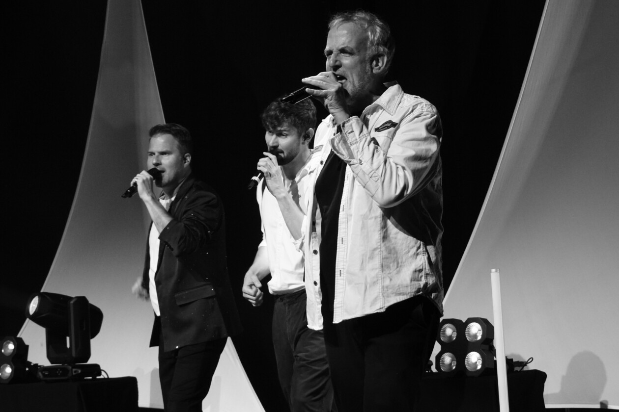 Die A-cappella-Pop-Gruppe auf großer  "Mehr! – Live"  durch Deutschland. – Alte Bekannte.
