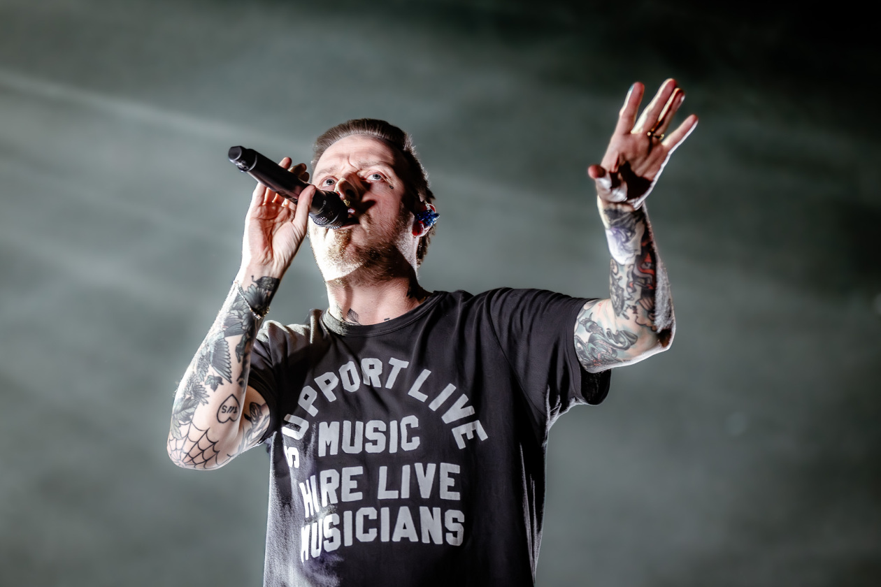 Circlepit und Crowdsurfer: Metalcore-Sternstunde in der Hauptstadt. – Architects.