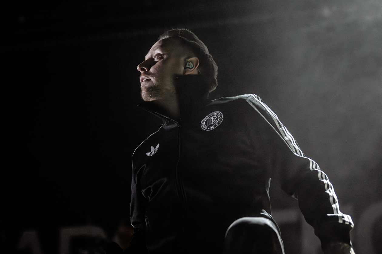 Circlepit und Crowdsurfer: Metalcore-Sternstunde in der Hauptstadt. – Architects.