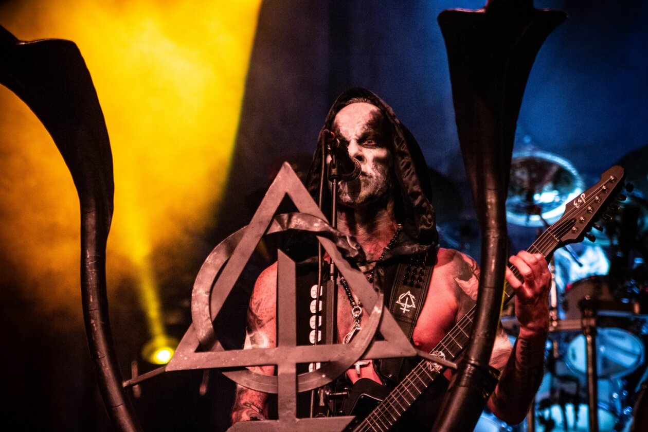 "Opvs Contra Natvram": Behemoth auf European Siege Tour. Co-Headliner: Arch Enemy. – Behemoth in der Columbiahalle, Berlin.