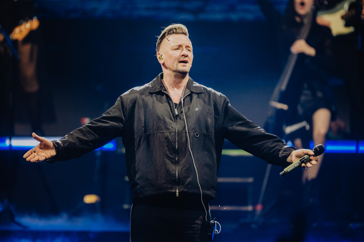 Der Schlagerstar aus Ueckermünde auf "Kämpferherz – Arenatour". – Ben Zucker.