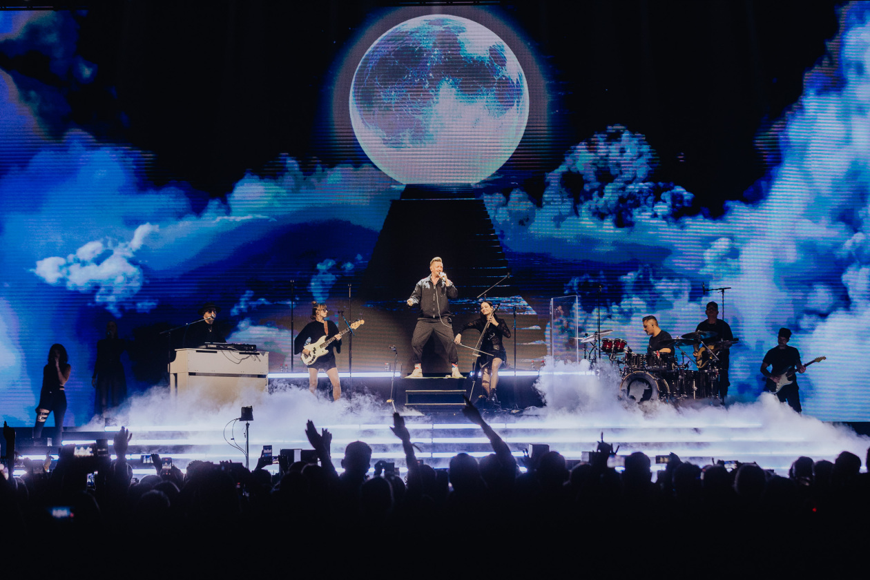 Der Schlagerstar aus Ueckermünde auf "Kämpferherz – Arenatour". – Ben Zucker.