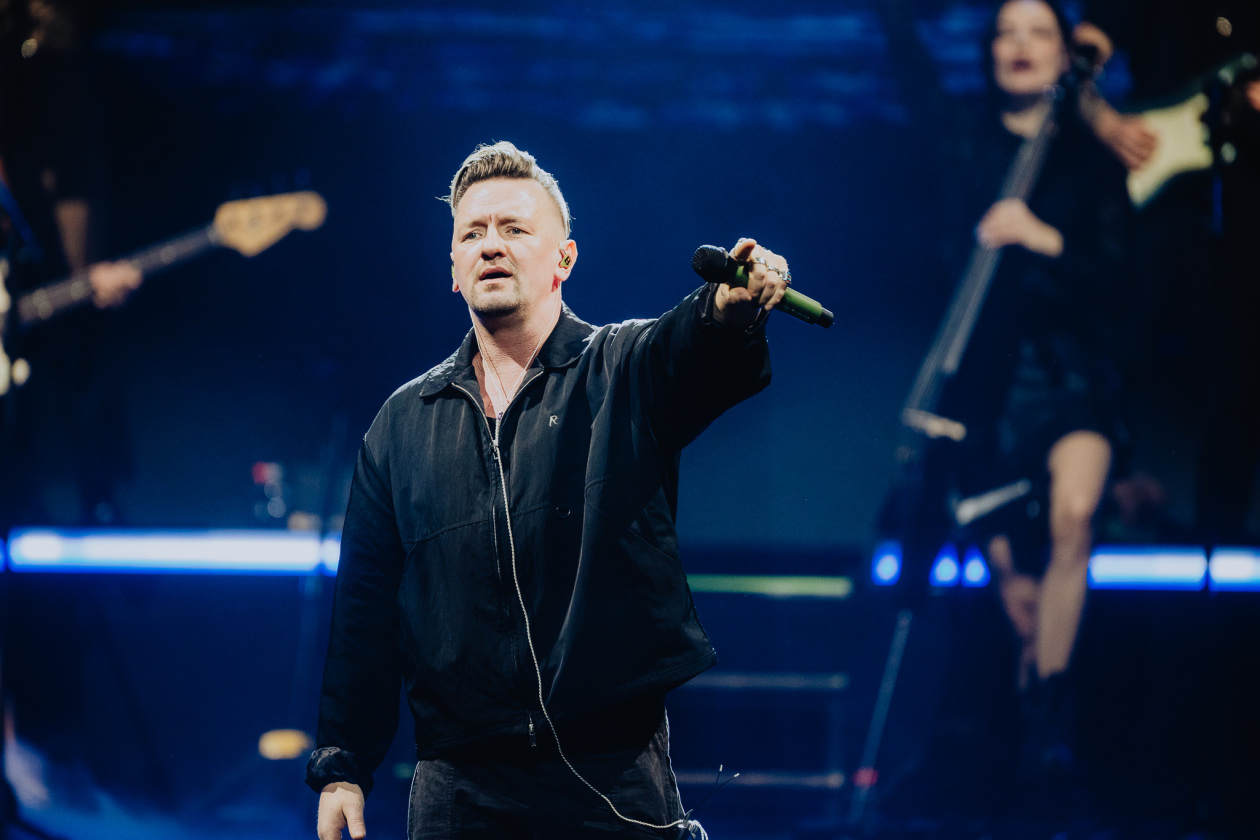 Der Schlagerstar aus Ueckermünde auf "Kämpferherz – Arenatour". – Ben Zucker.