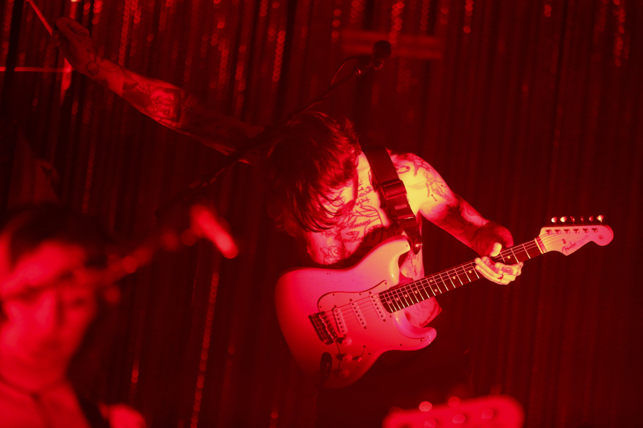 Die Schotten auf Tournee zu ihrem aktuellen Album "Futique" vor vollem Haus. – Biffy Clyro.