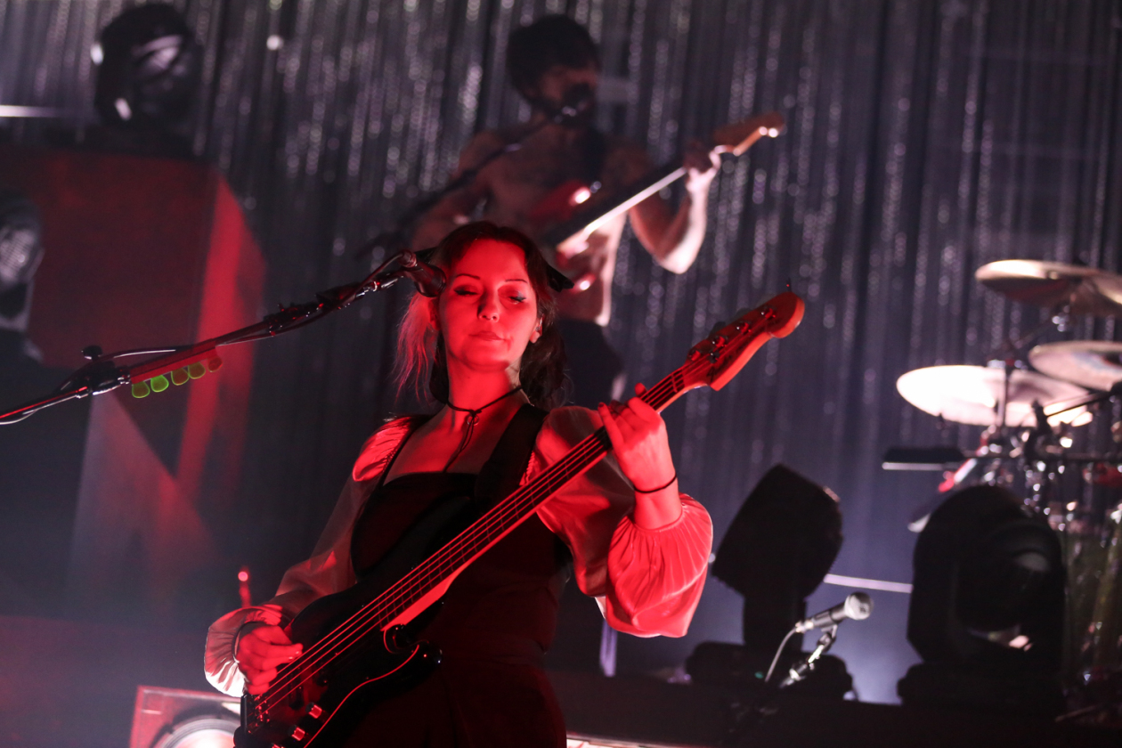 Die Schotten auf Tournee zu ihrem aktuellen Album "Futique" vor vollem Haus. – Biffy Clyro.