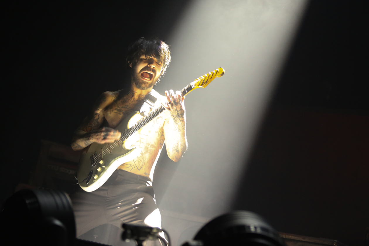 Die Schotten auf Tournee zu ihrem aktuellen Album "Futique" vor vollem Haus. – Biffy Clyro.