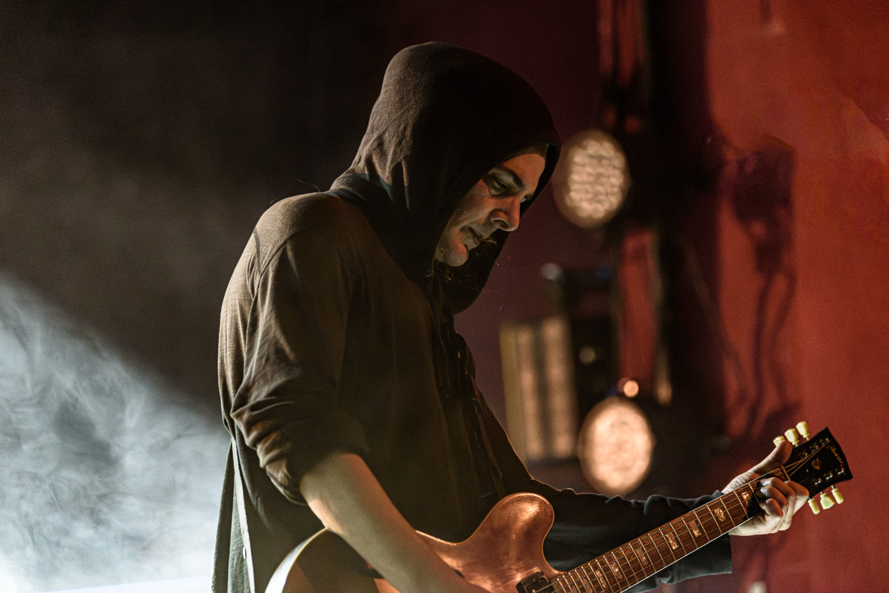 Black Rebel Motorcycle Club – Since 1998: Dunst und Darkness aus San Francisco. – Robert Levon Been.