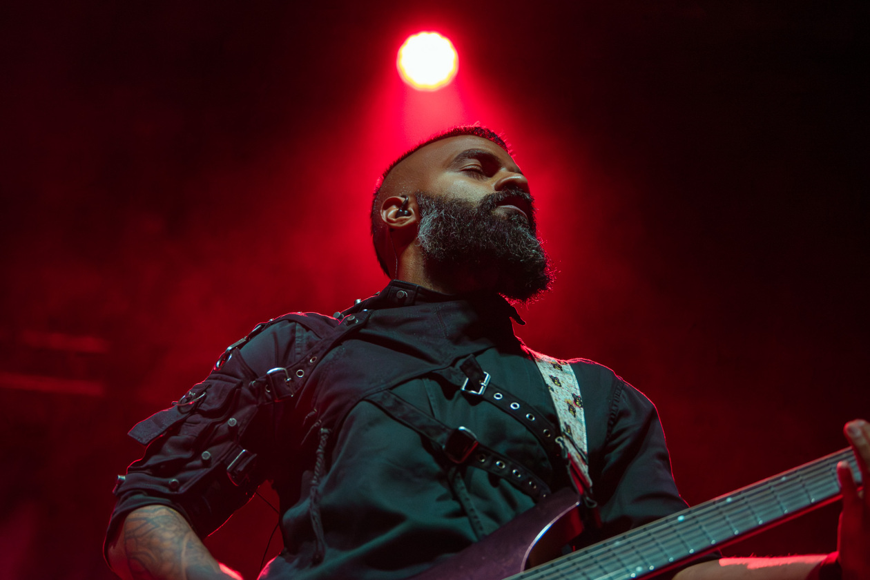 Bloodywood – Die Metal-Shootingstars aus Indien live. – Karan Katiyar.