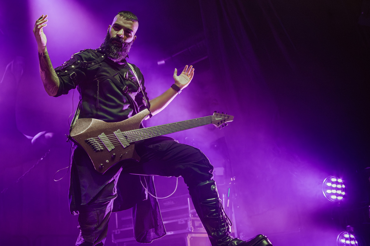 Bloodywood – Die Metal-Shootingstars aus Indien live. – Karan Katiyar.