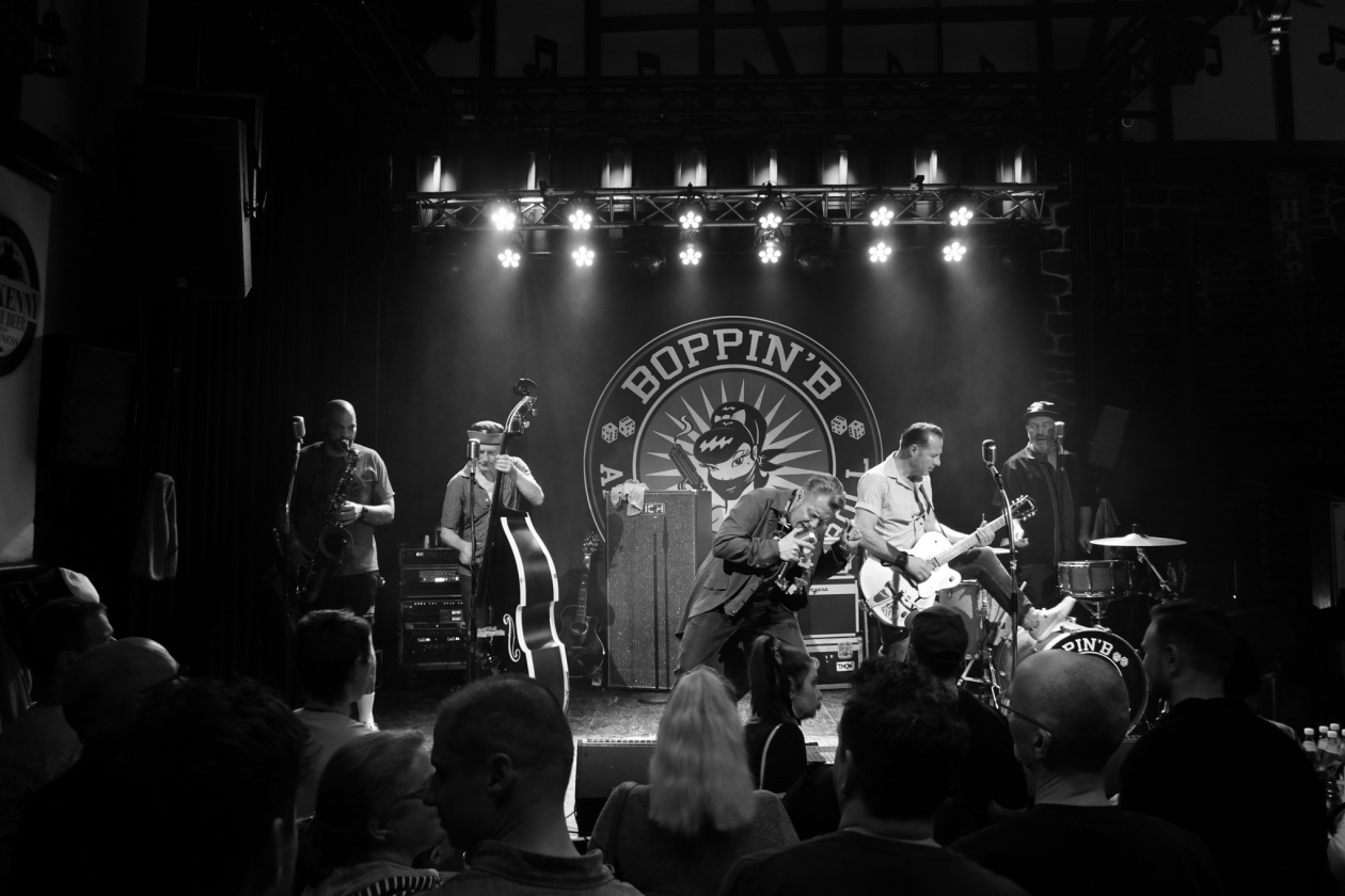 Viel Spielfreude und Energie: die R’n’R/Rockabilly-Institution aus Aschaffenburg. – Boppin' B.