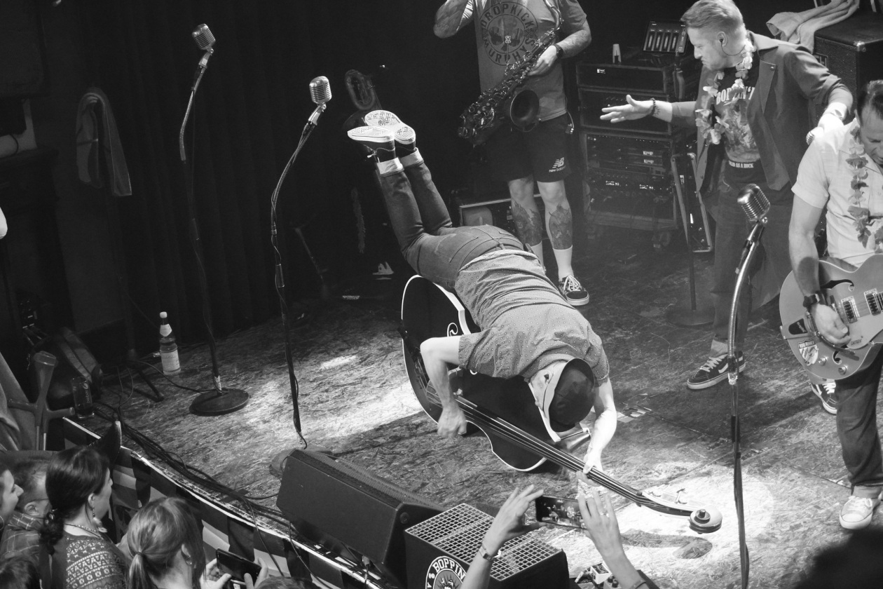 Viel Spielfreude und Energie: die R’n’R/Rockabilly-Institution aus Aschaffenburg. – Boppin' B.