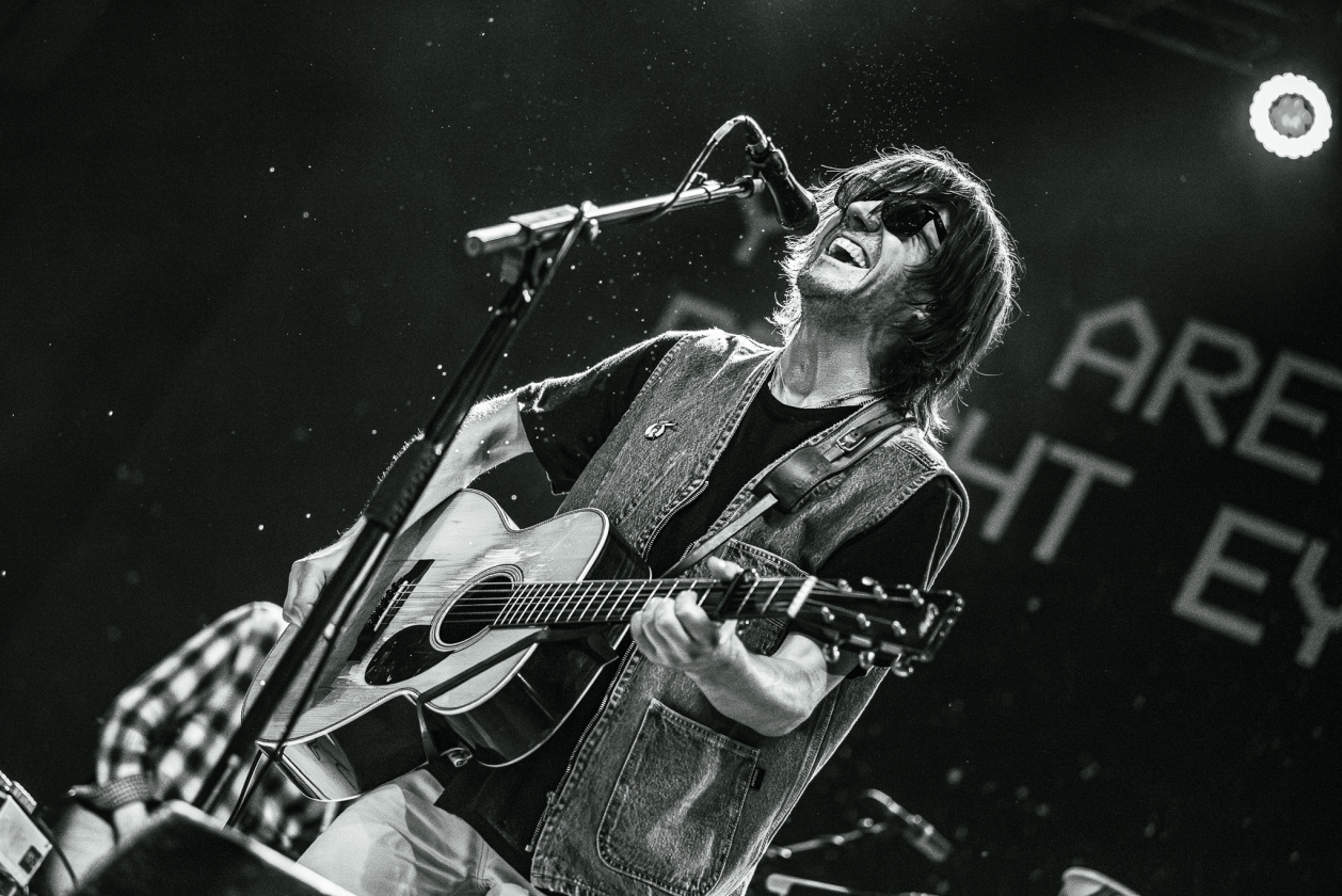 Viel Emotion und Weltschmerz: Conor Oberst und Band verzücken ihre Fans. – Bright Eyes.