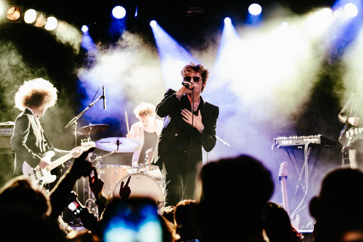 Die Indie-Shootingstars aus Chicago auf Deutschlandtour. – Brigitte Calls Me Baby.