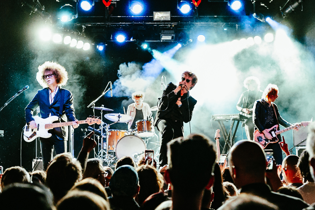 Die Indie-Shootingstars aus Chicago auf Deutschlandtour. – Brigitte Calls Me Baby.