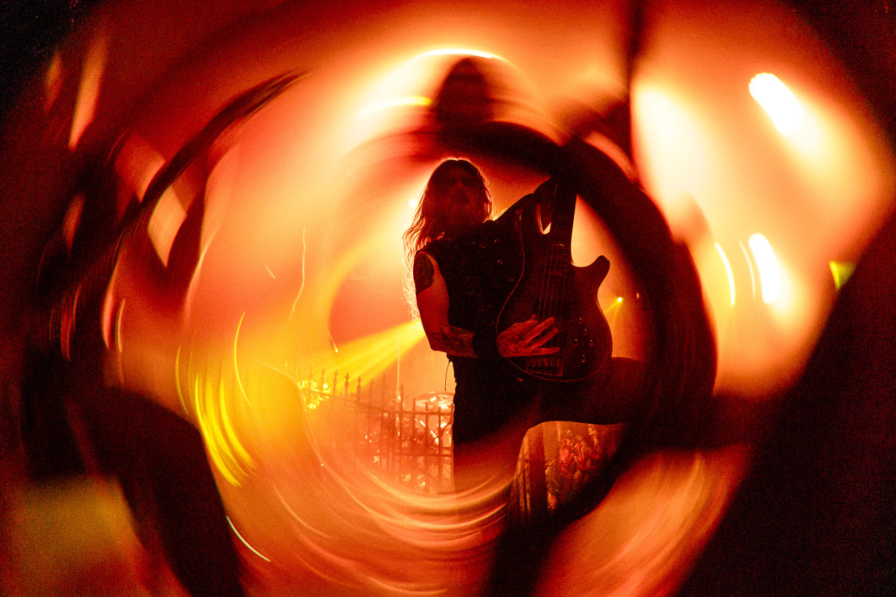 Schwärzer geht es kaum: Dani Filth und Band. – Cradle Of Filth