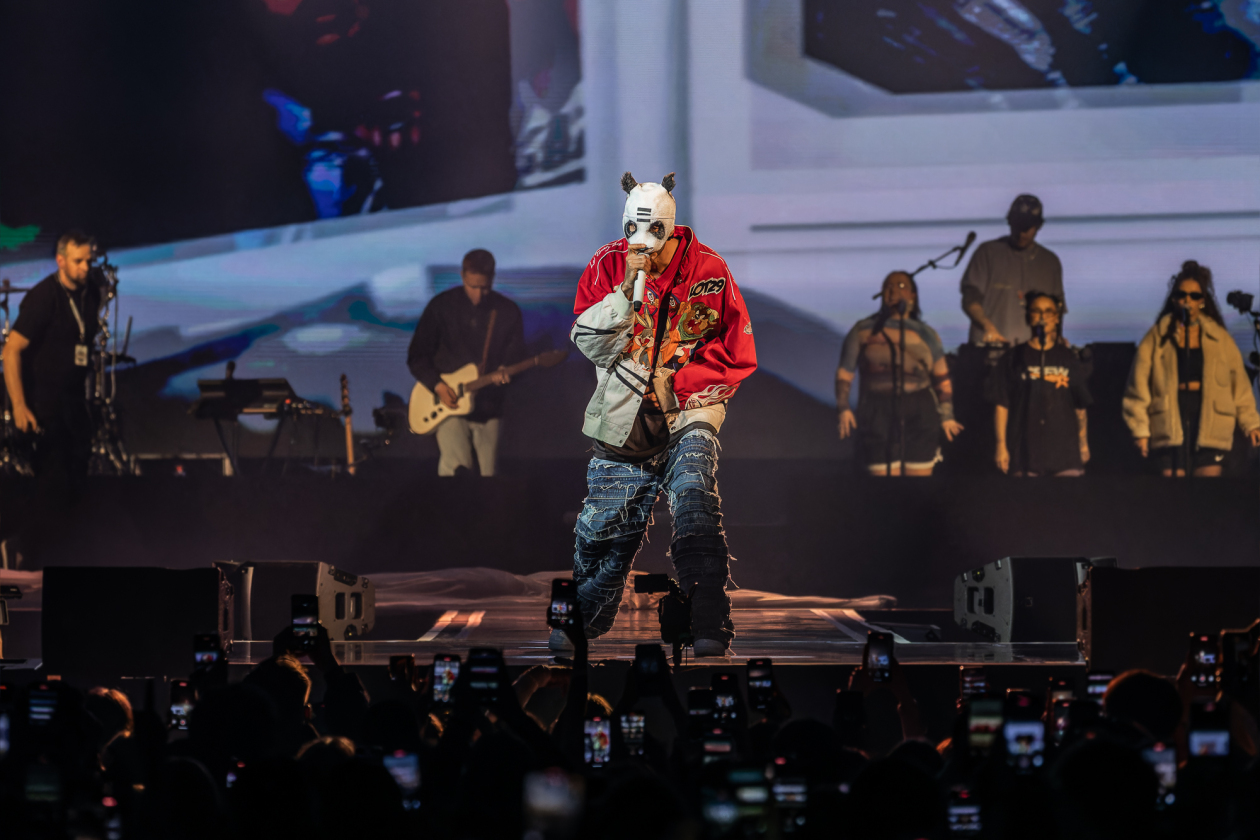 Auf "Chronicles"-Tour Tausende Fans feiern in der ausverkauften Arena. – Cro.