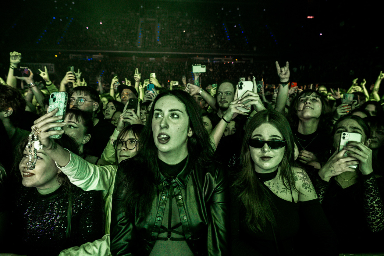 Deftones – Im Hexenkessel mit den Amerikanern um Chino Moreno. – Fans.