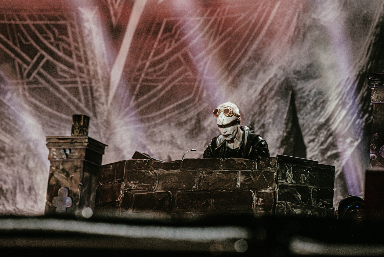 Dimmu Borgir – Dimmu Borgir.