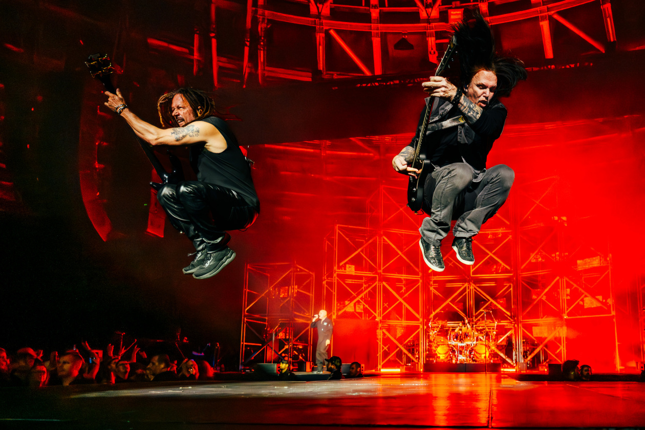 Disturbed – Disturbed.