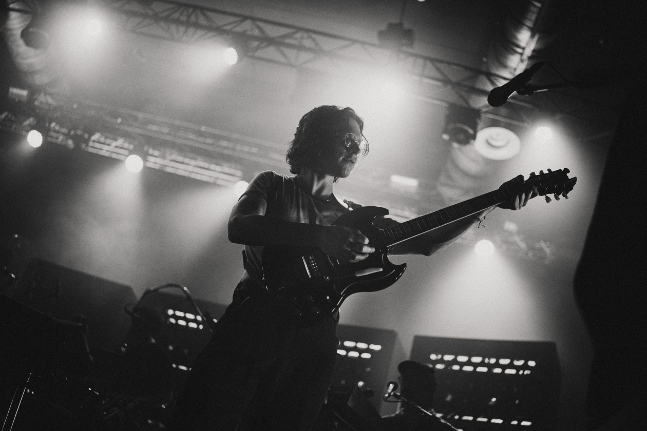 Djo – "Stranger Things"-Star Joe Keery gastierte mit Band in der Hauptstadt. – DJO.