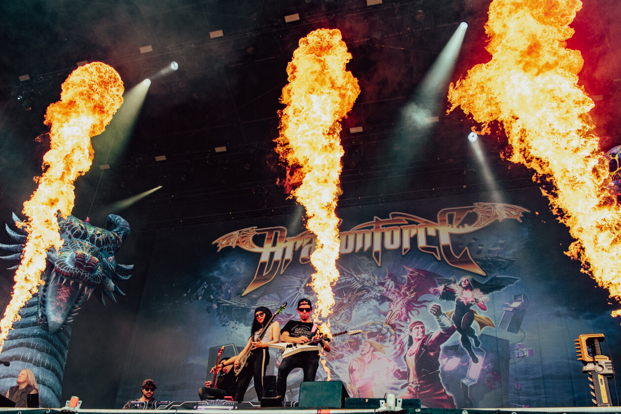 Schneller als ihre Schatten: die Extreme Power Metal-Truppe aus London auf dem Holy Ground. – DragonForce.