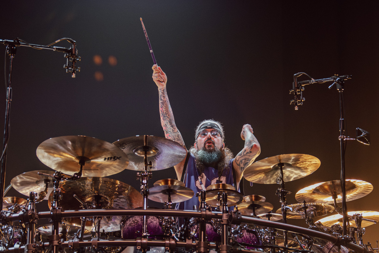 Dream Theater – Mike Portnoy.