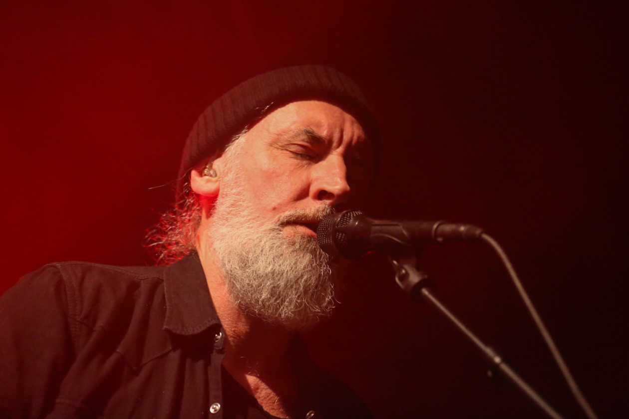 Fink (UK) – Mit dem aktuellen Album "The City Is Coming To Erase It All" auf Europatour. – Fink.