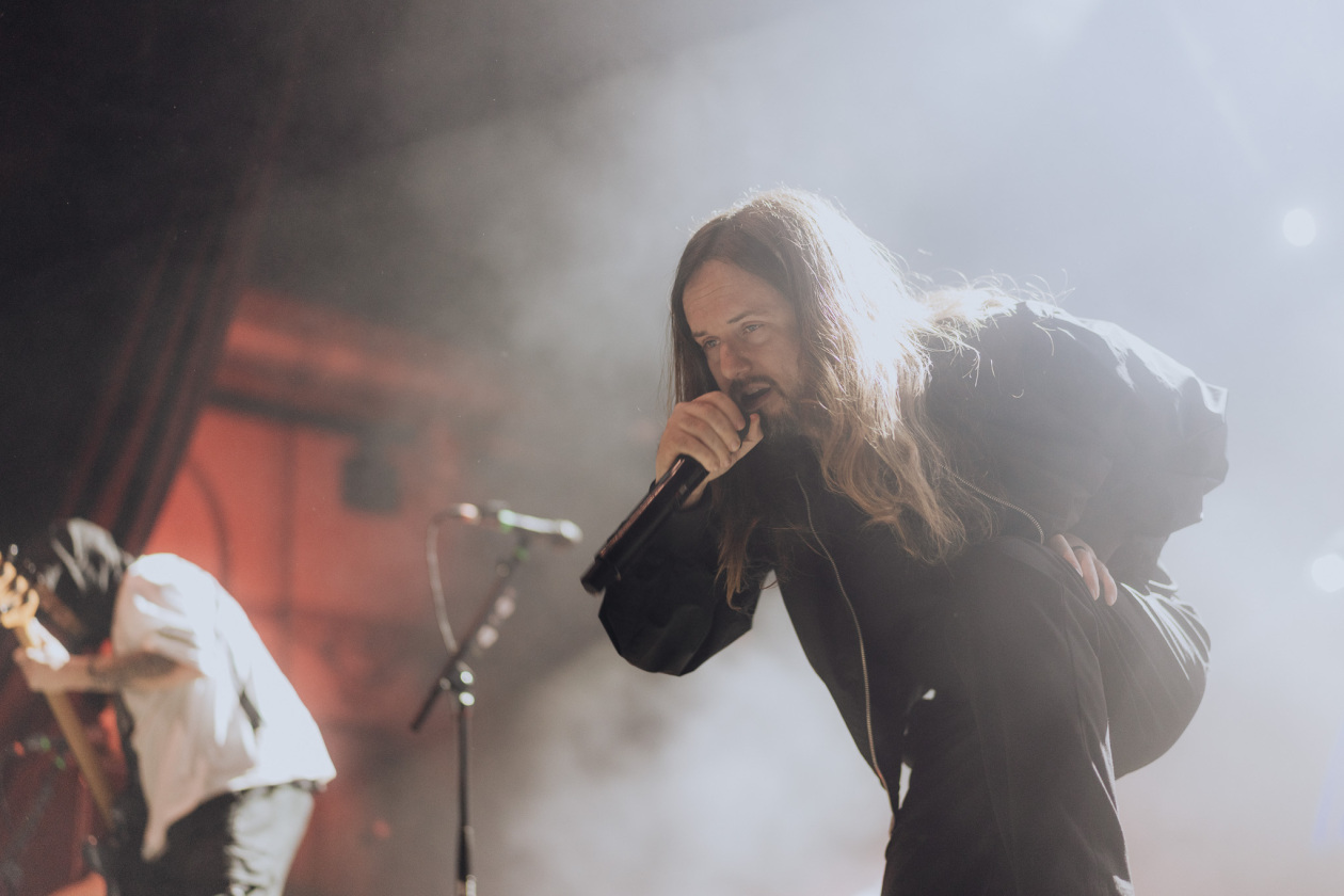 Die Meldodic Metalcore-Truppe aus Texas mit dem aktuellen Album "Lonely God" auf Tour. – Fit For A King.