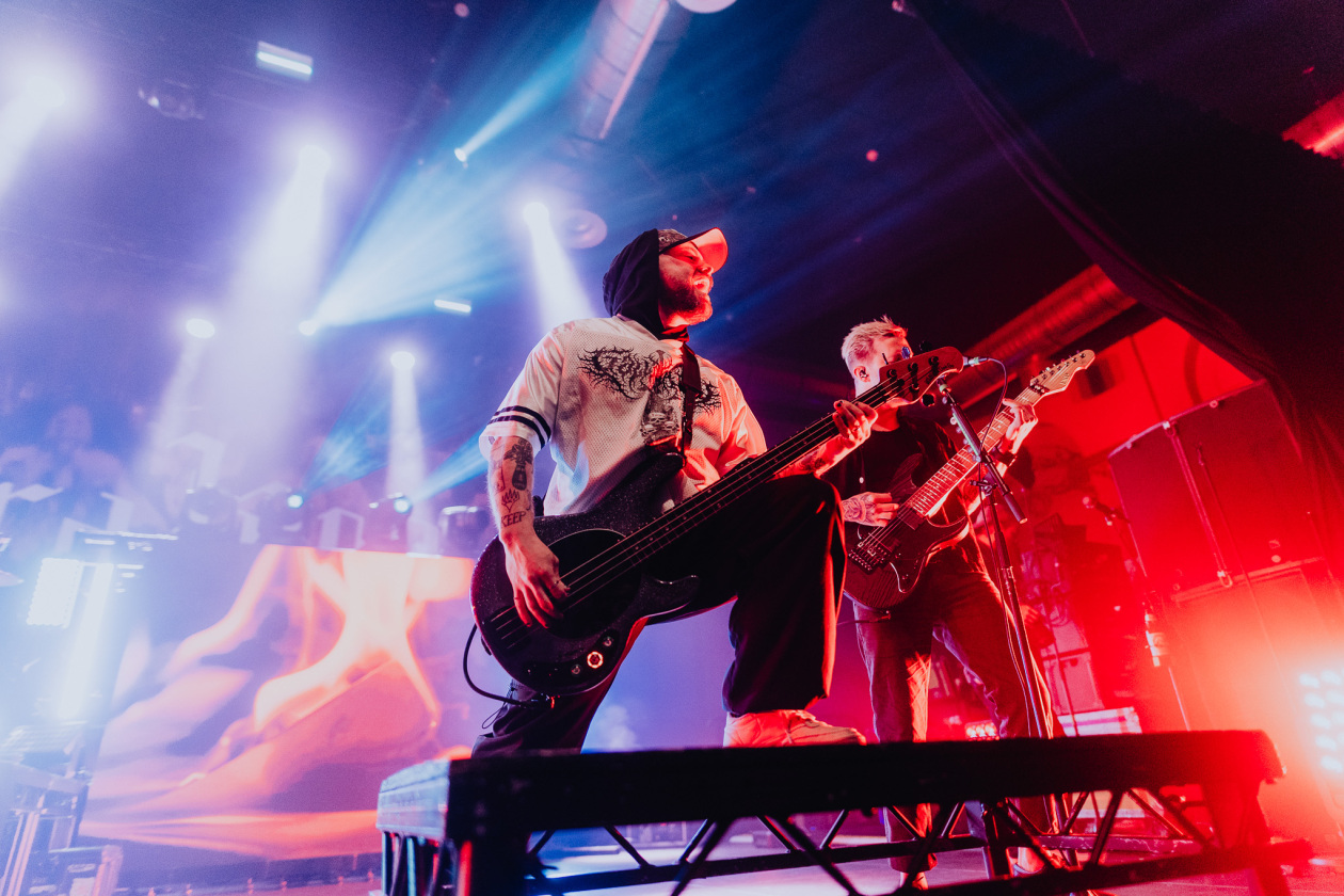 Die Meldodic Metalcore-Truppe aus Texas mit dem aktuellen Album "Lonely God" auf Tour. – Fit For A King.