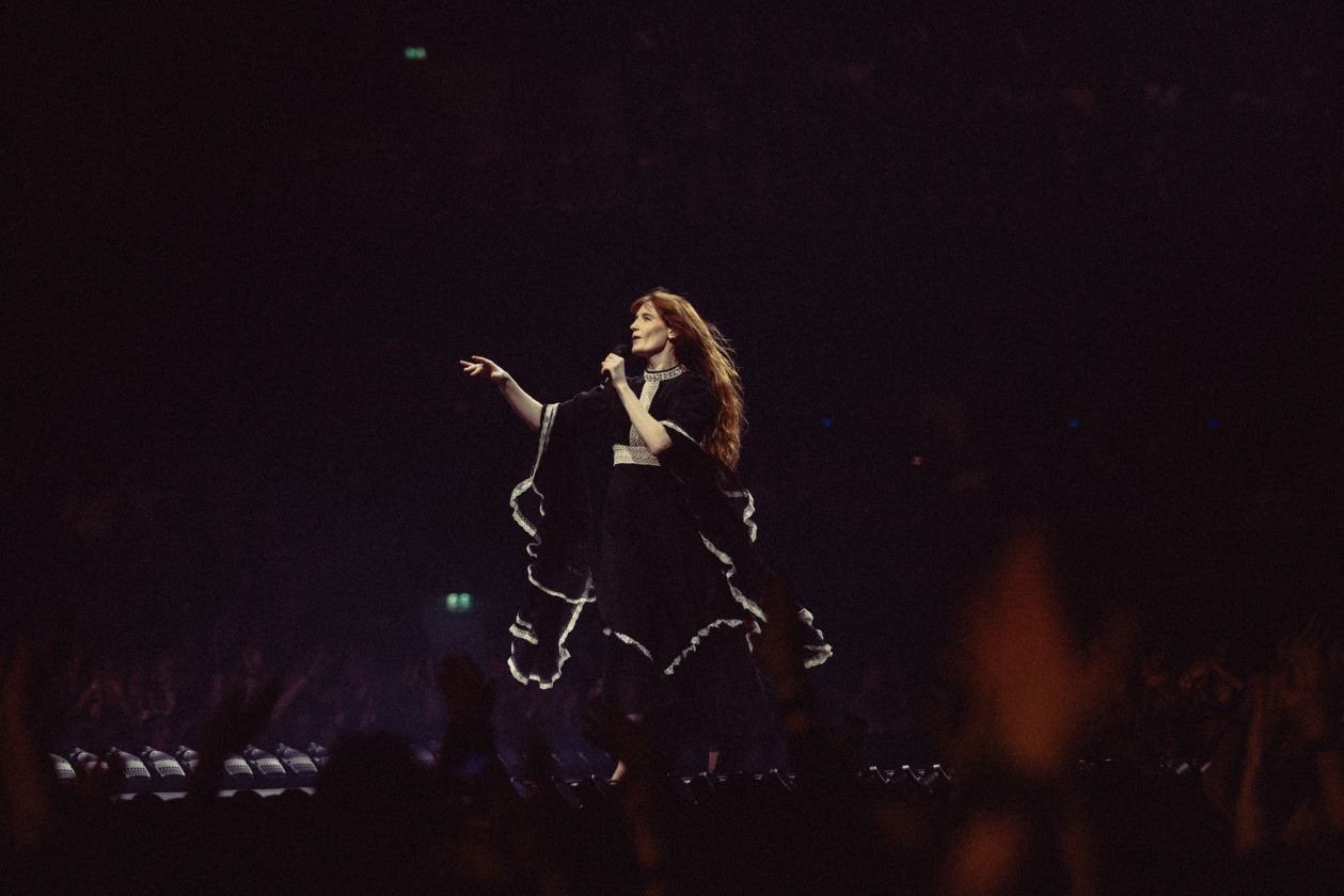Ausgewählte Bilder von der Tour zum Album "Everybody Scream". – Florence And The Machine.