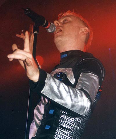 11. Wave-Gotik-Treffen – Schwedische Ironie-Weltall-Popper