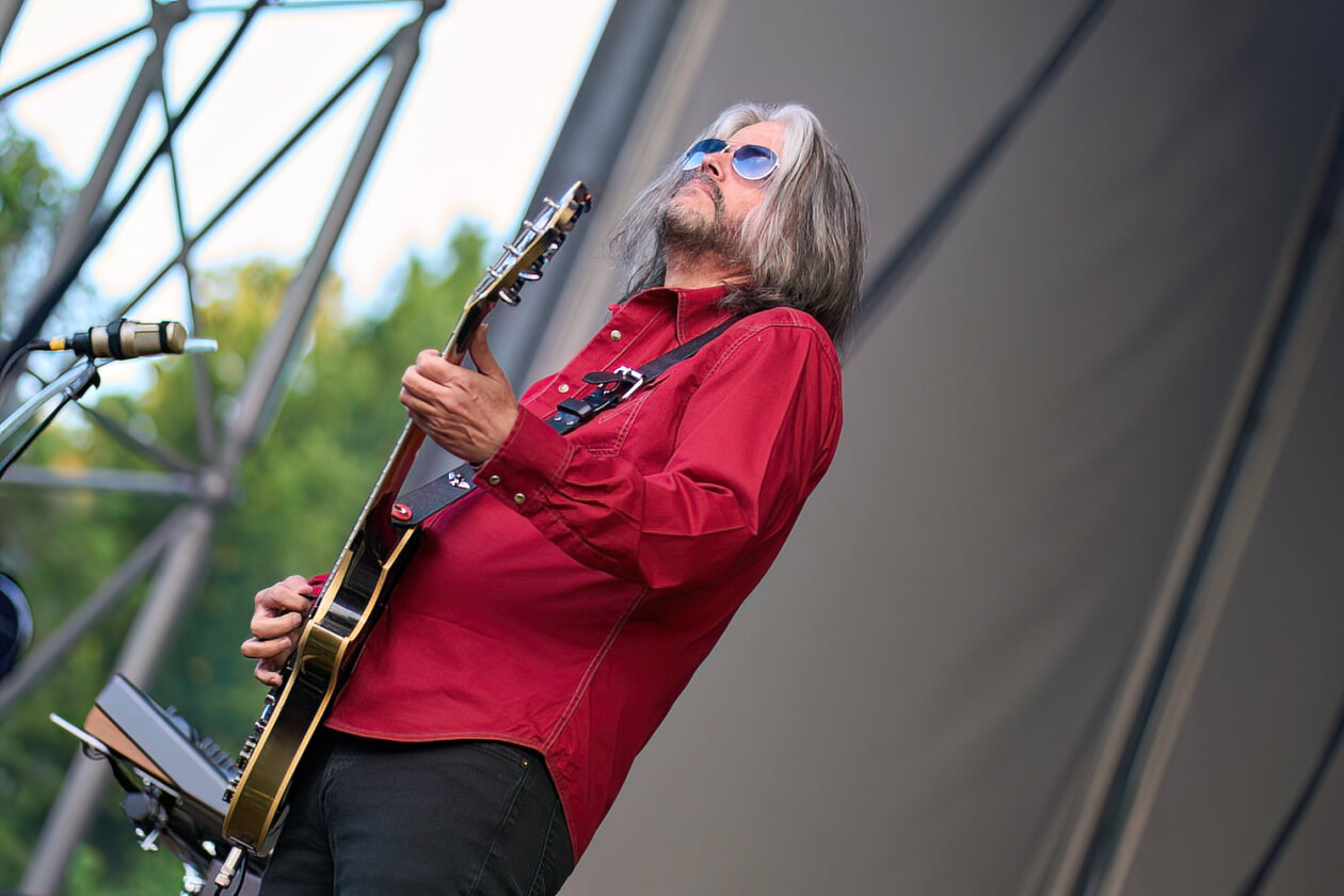 Progressive-Legenden on tour: Maynard James Keenan, Adam Jones, Danny Carey und Justin Chancellor in Europa. – Adam Jones.