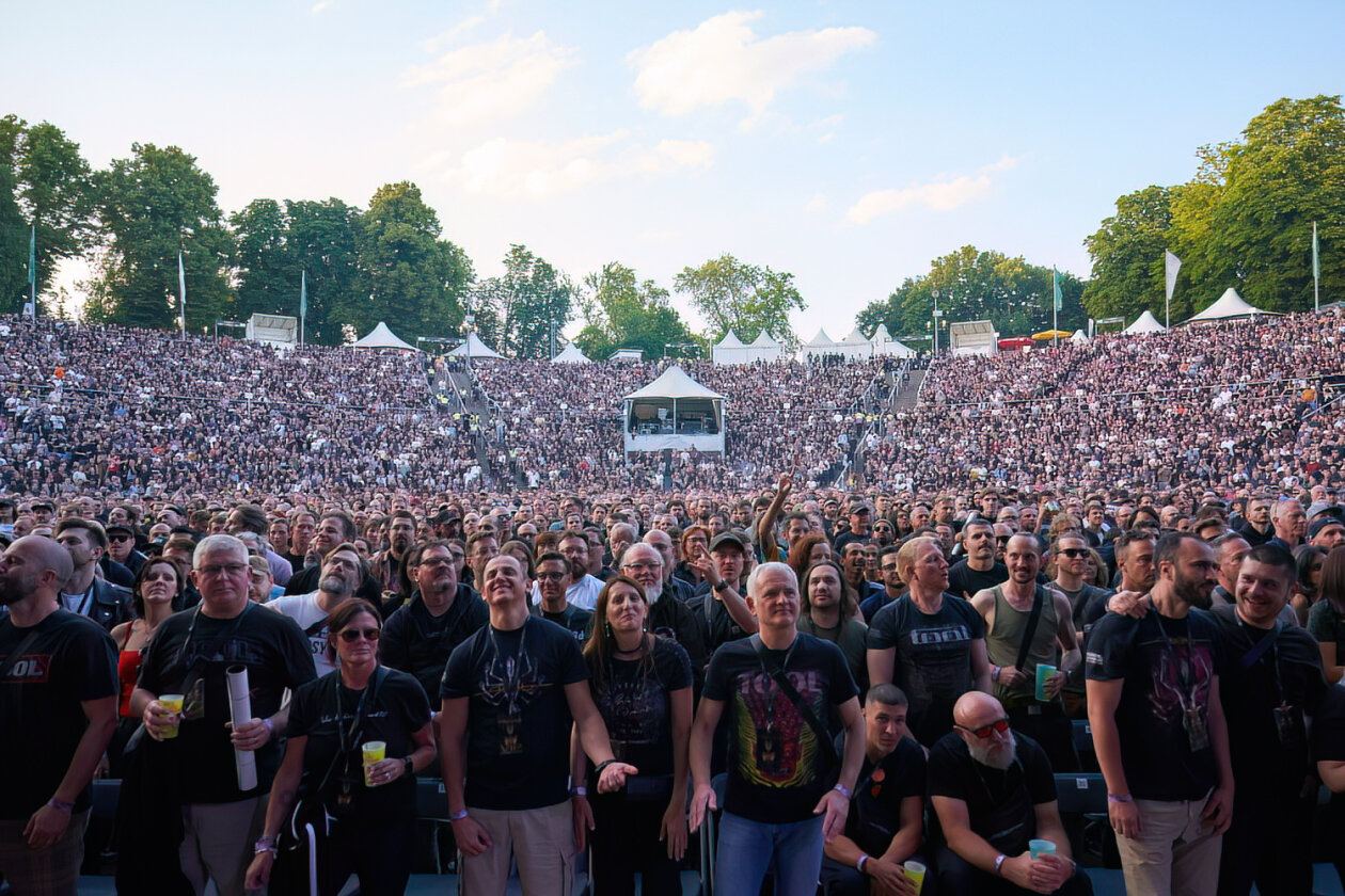 Progressive-Legenden on tour: Maynard James Keenan, Adam Jones, Danny Carey und Justin Chancellor in Europa. – In der Wuhlheide.
