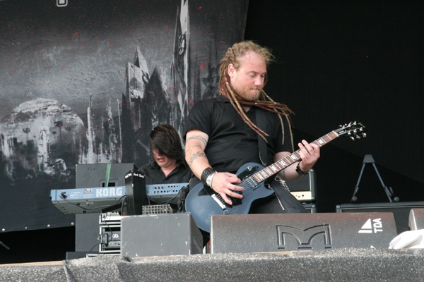 Die Schweden gehen sich auf der Bühne weitgehend aus dem Weg. – 