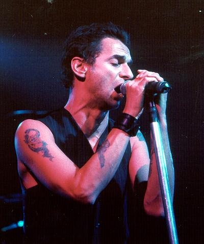 singt sich Gahan durch alte Klassiker