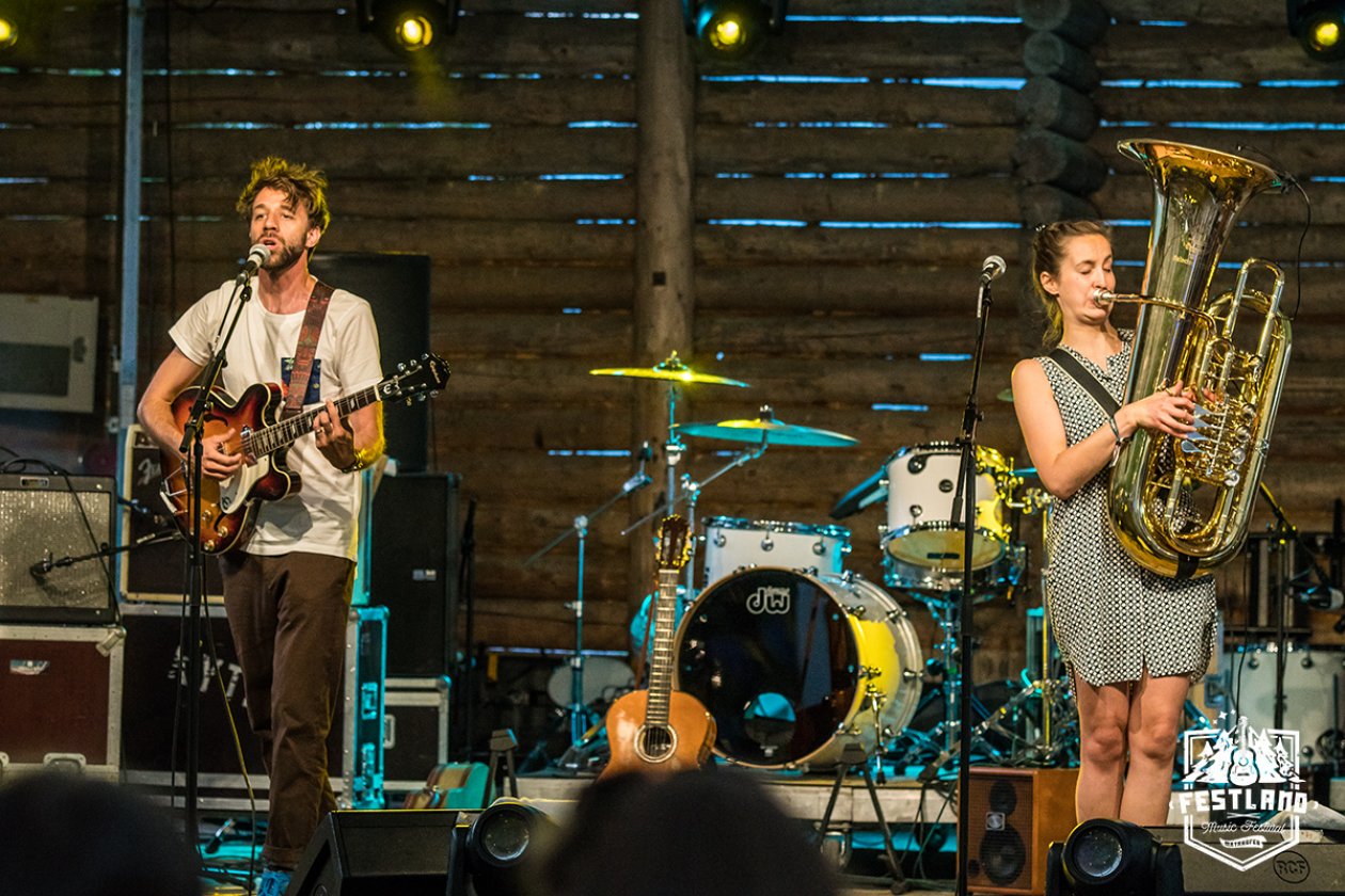 Kelvin Jones, Alex Clare, Lemo u.a. bei der Erstauflage in Mayrhofen. – Impala Ray.