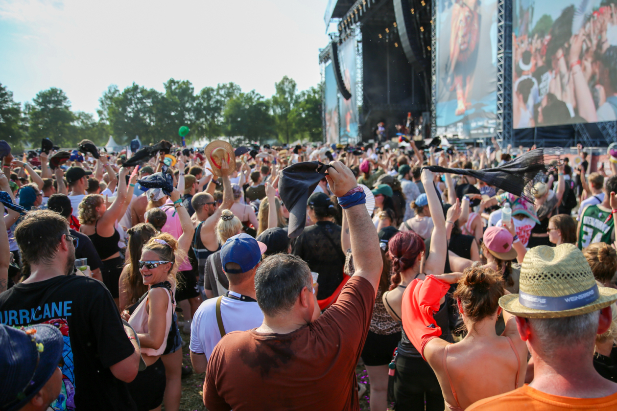Sommer über dem Eichenring: Twenty One Pilots, Kraftklub, The Offspring, Donots, Yungblud, Nothing But Thieves u.a. feiern mit fast 80.000 Fans. – Propeller.