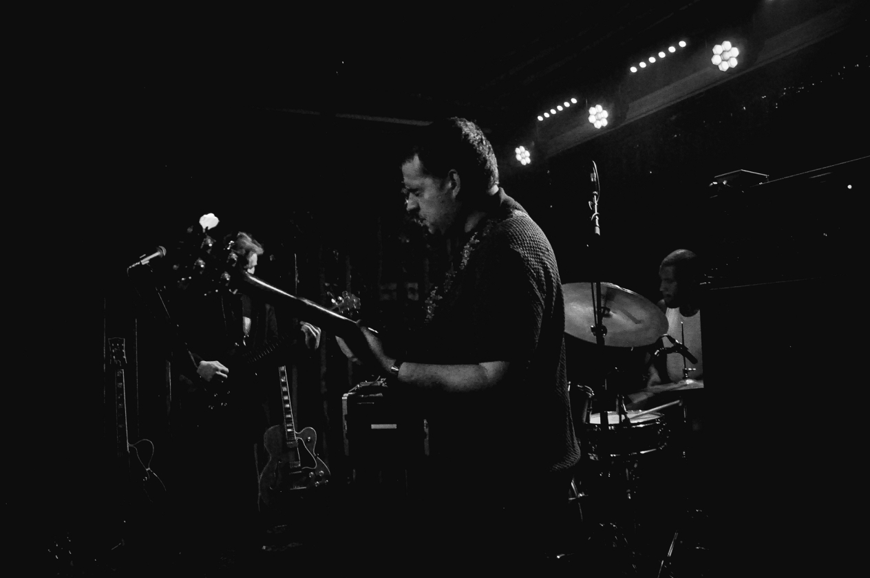 Der Black Midi-Frontmann auf Solotour. – Dave Strawn.