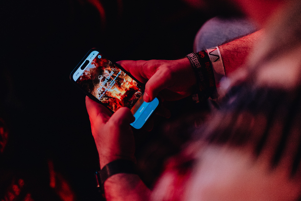 Metal und Gaming - diese Kombi passt bei den Schweden wie die Faust aufs Auge. – Bin drin!