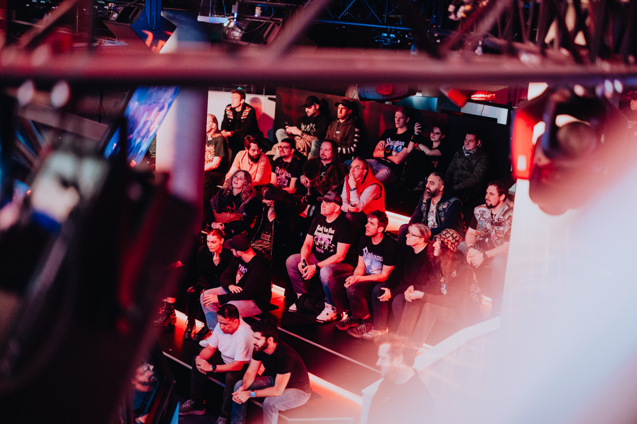 Metal und Gaming - diese Kombi passt bei den Schweden wie die Faust aufs Auge. – Metal und Games.